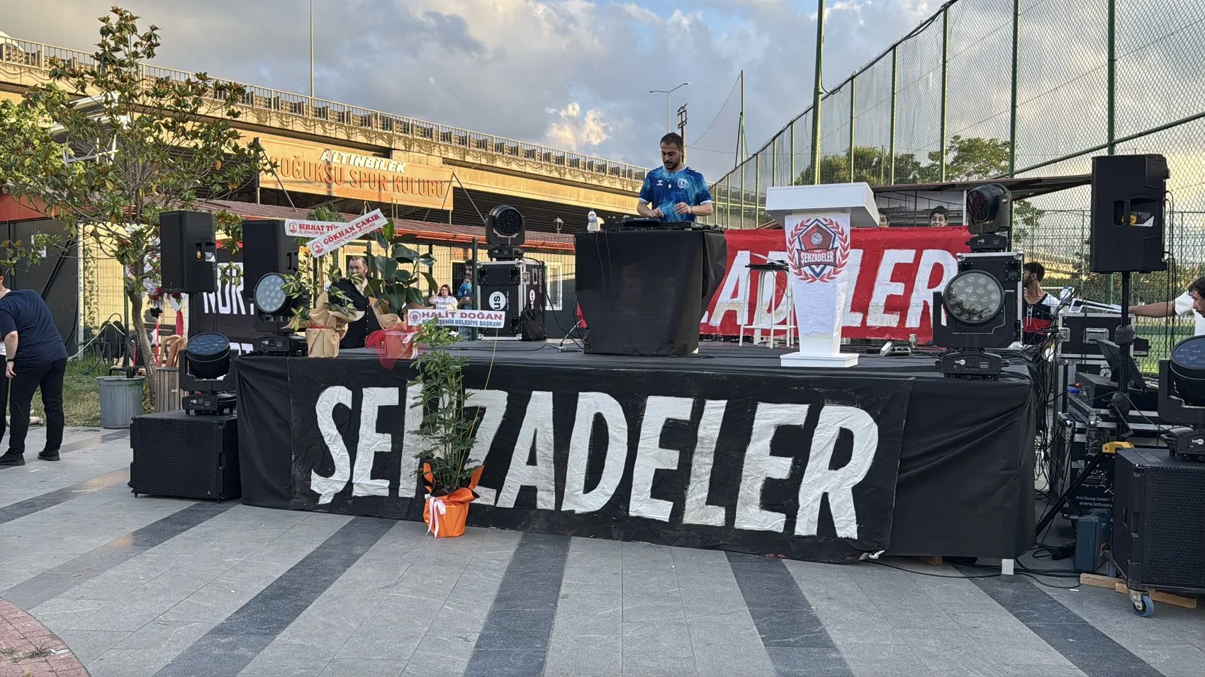 Samsunspor 61 yaşını taraftarıyla coşkuyla kutladı