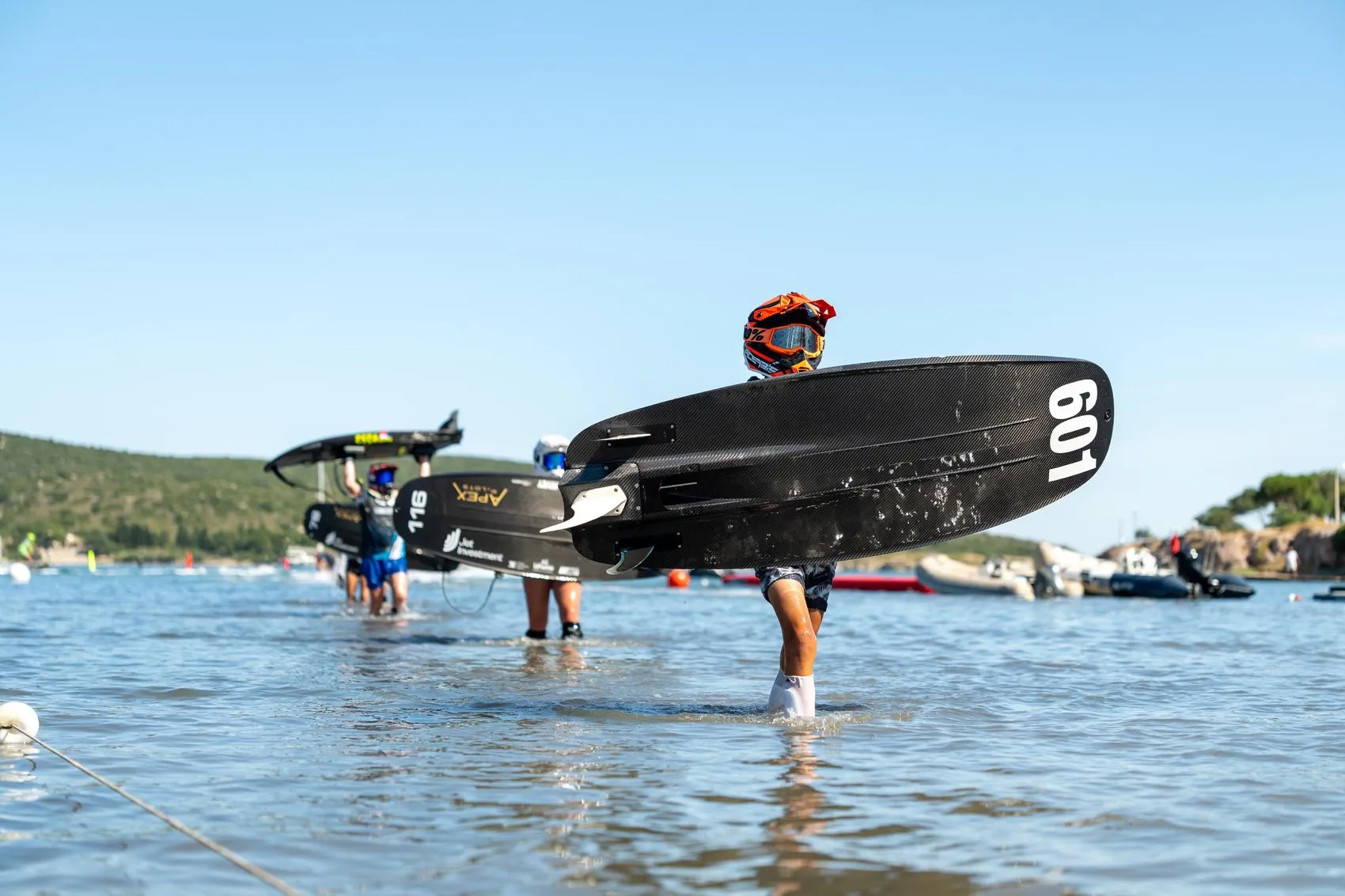 Dünya Motosurf Şampiyonası Çeşme sularında hız kesmeden devam ediyor