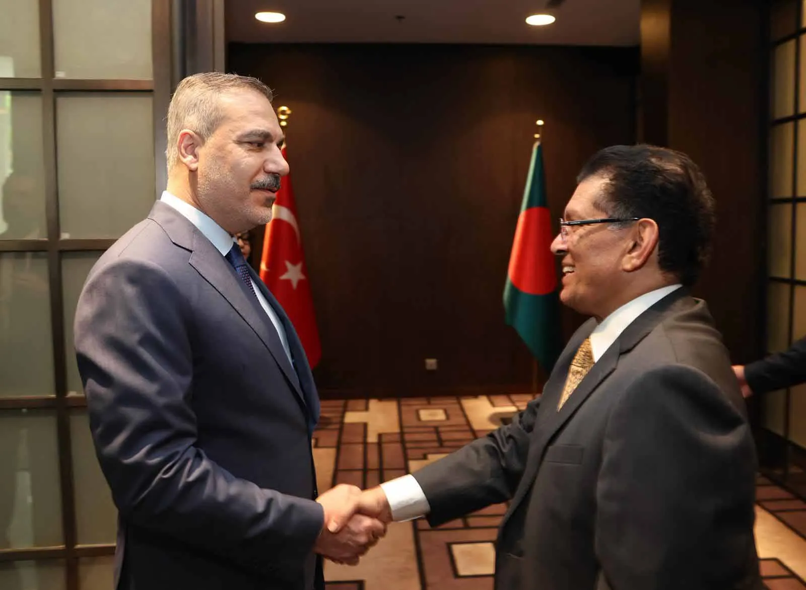 Dışişleri Bakanı Fidan Bangladeş ile yeni bir sayfa açtı