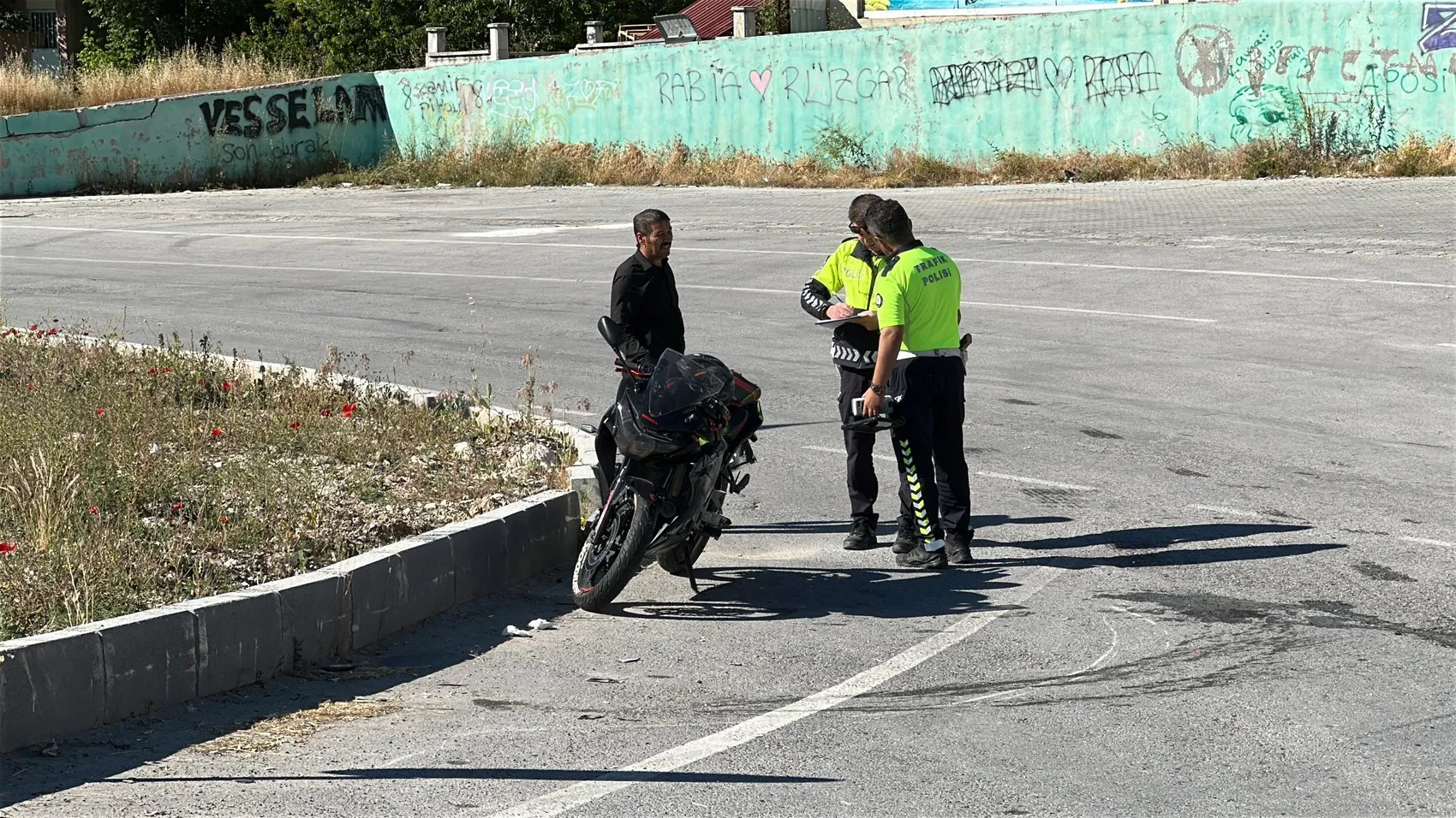 Kütahya’da motosiklet kazası ağır yaraladı