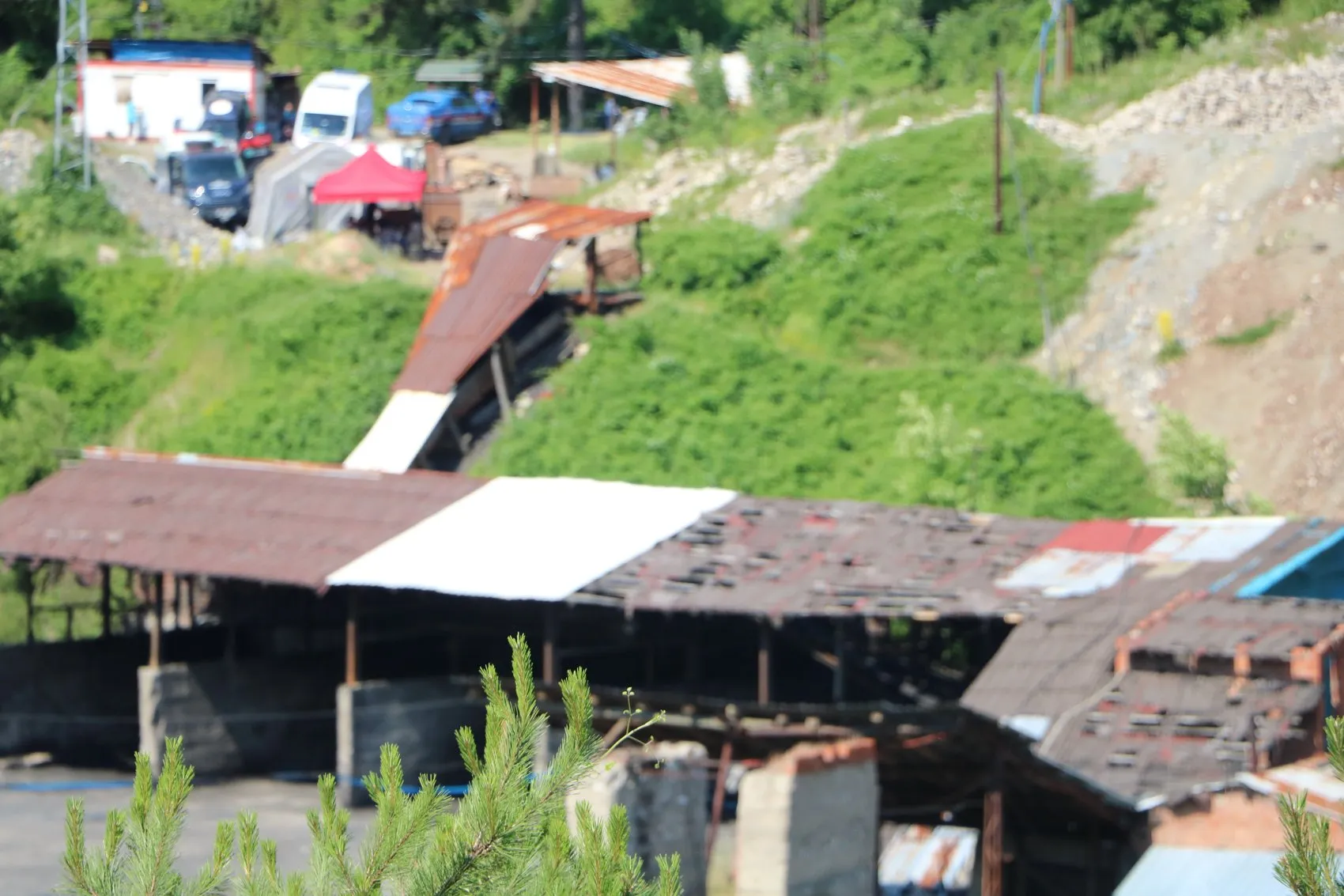 Bolu'da mühürlü madende göçük altında kalan işçiyi arama çalışması sürüyor