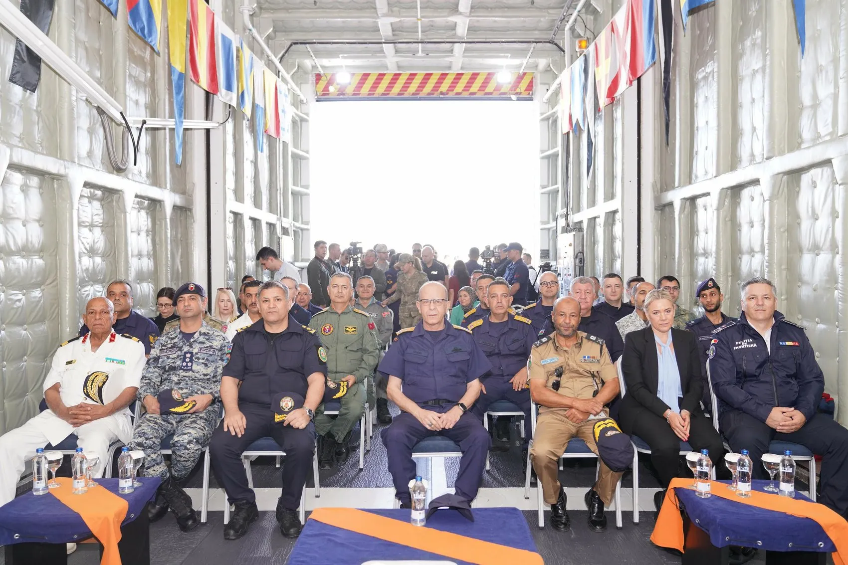 Ege sularında dev arama kurtarma operasyonu başladı
