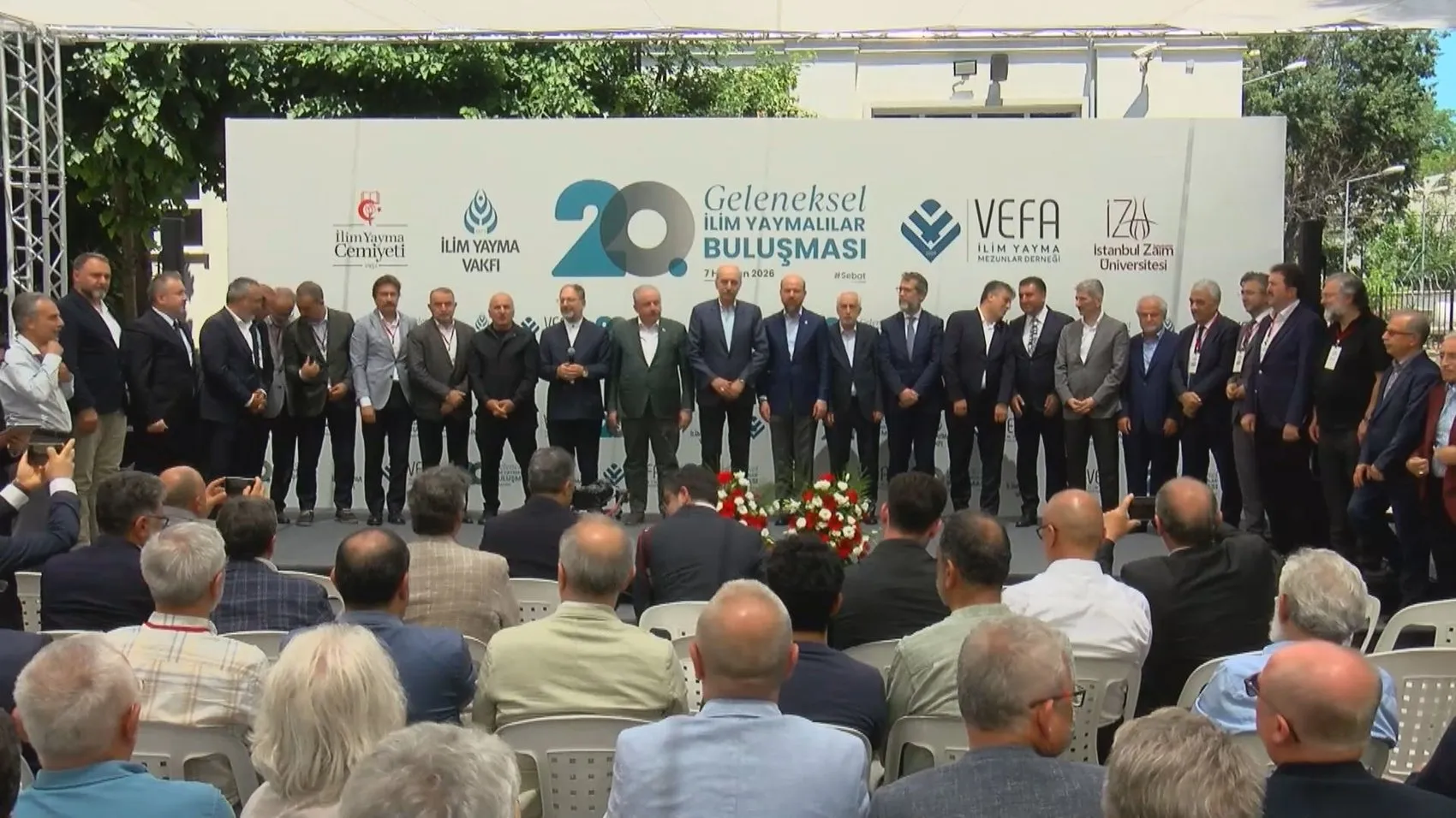 İlim Yayma Mezunları yeni yurt binası için bir araya geldi