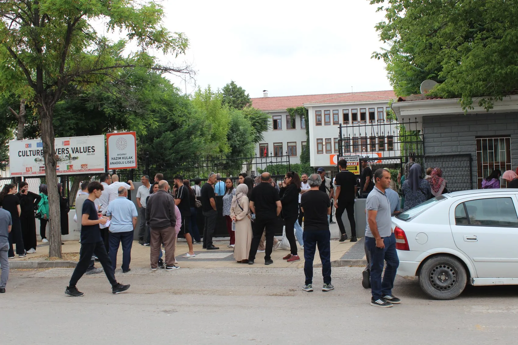 YKS günü okul paniği 17 yaşındaki gencin hayallerini iki dakikayla bitirdi