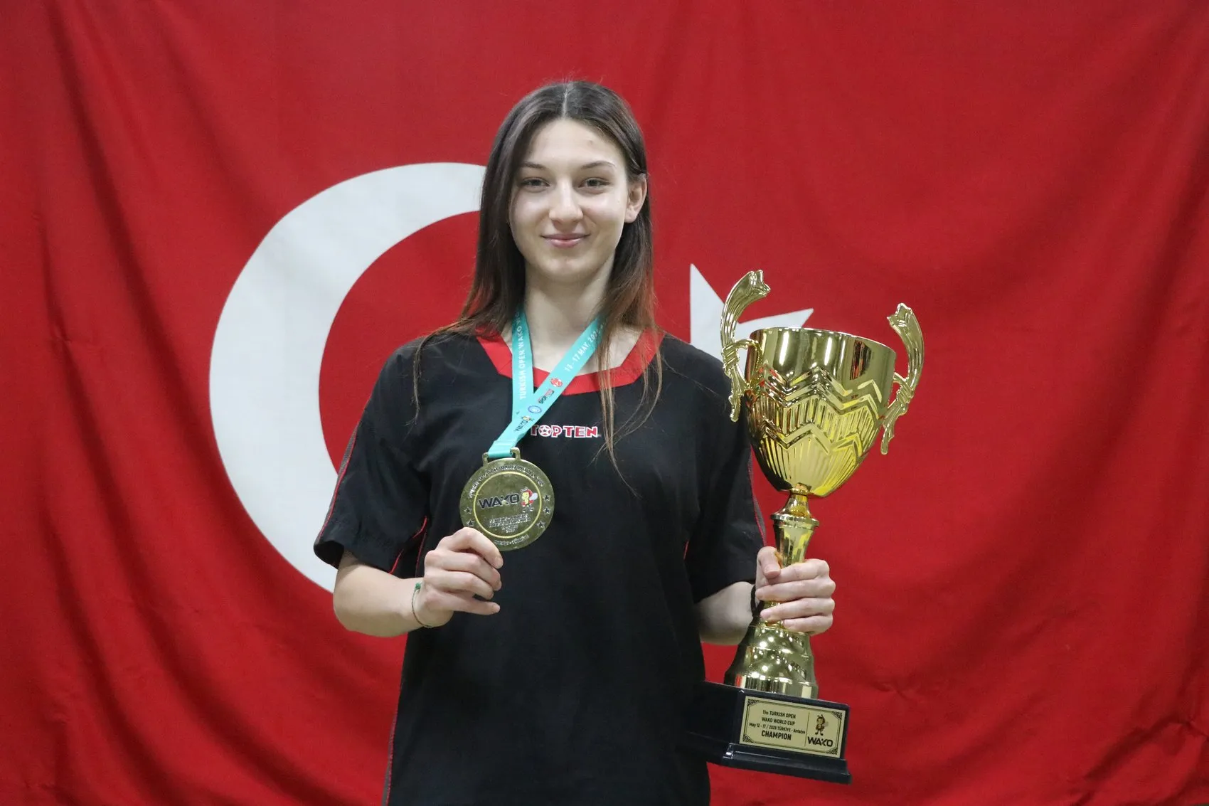 Babasının yönlendirdiği genç sporcu dünya zirvesine yerleşti