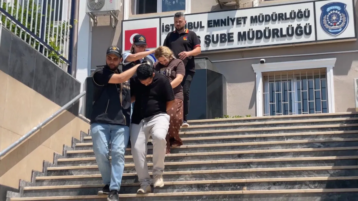 Başakşehir’deki market hırsızları kameraya yakalandı