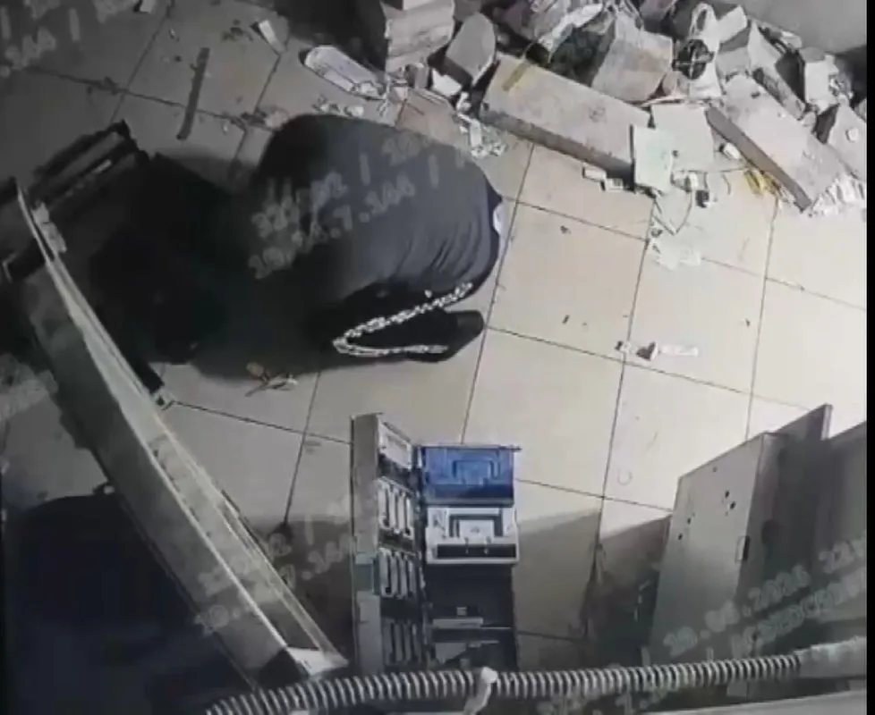 Esenler'de ATM soygunu yapan eski çalışan bir günde yakalandı