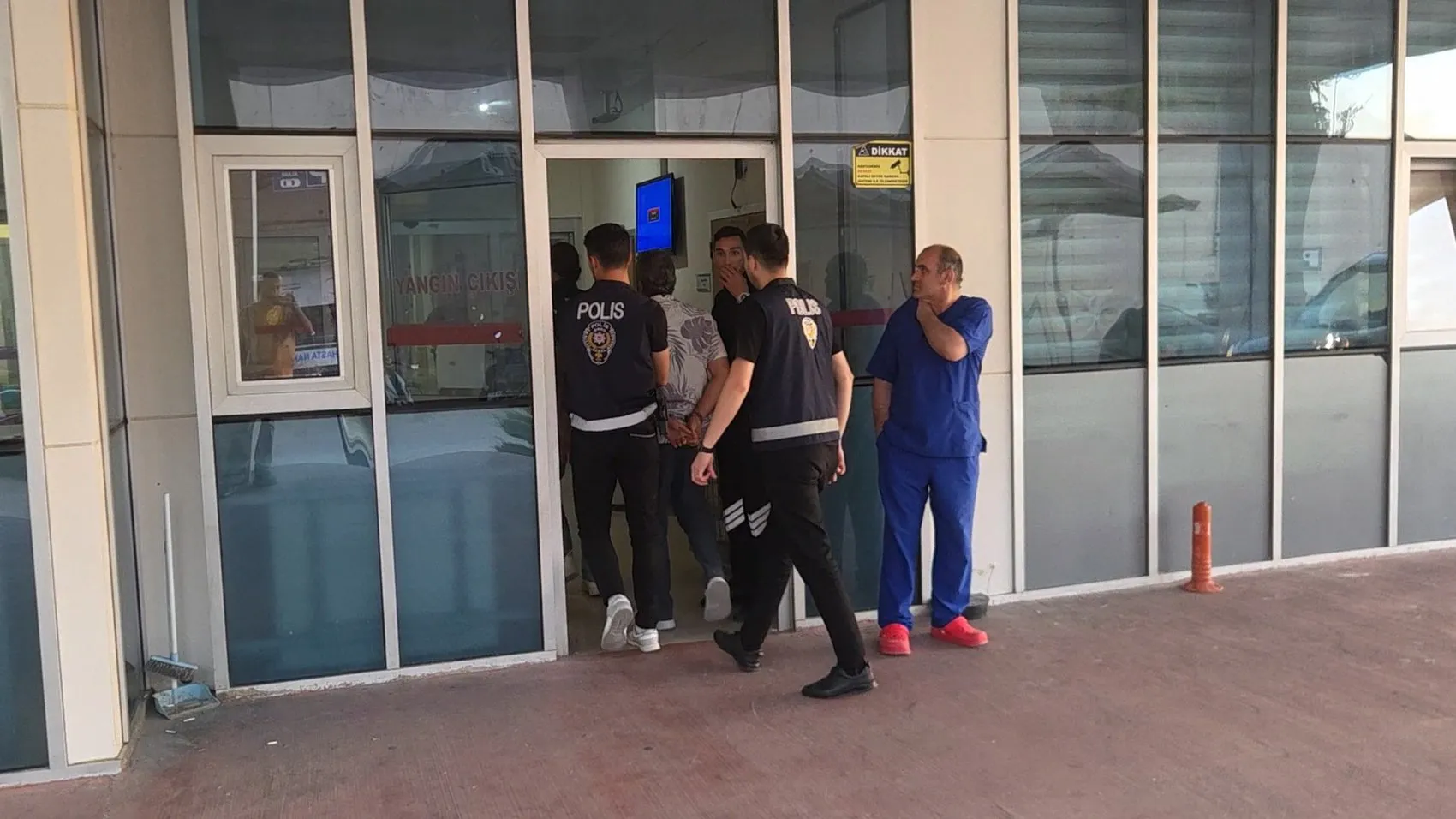 Bursa merkezli dört ilde büyük narkotik baskını