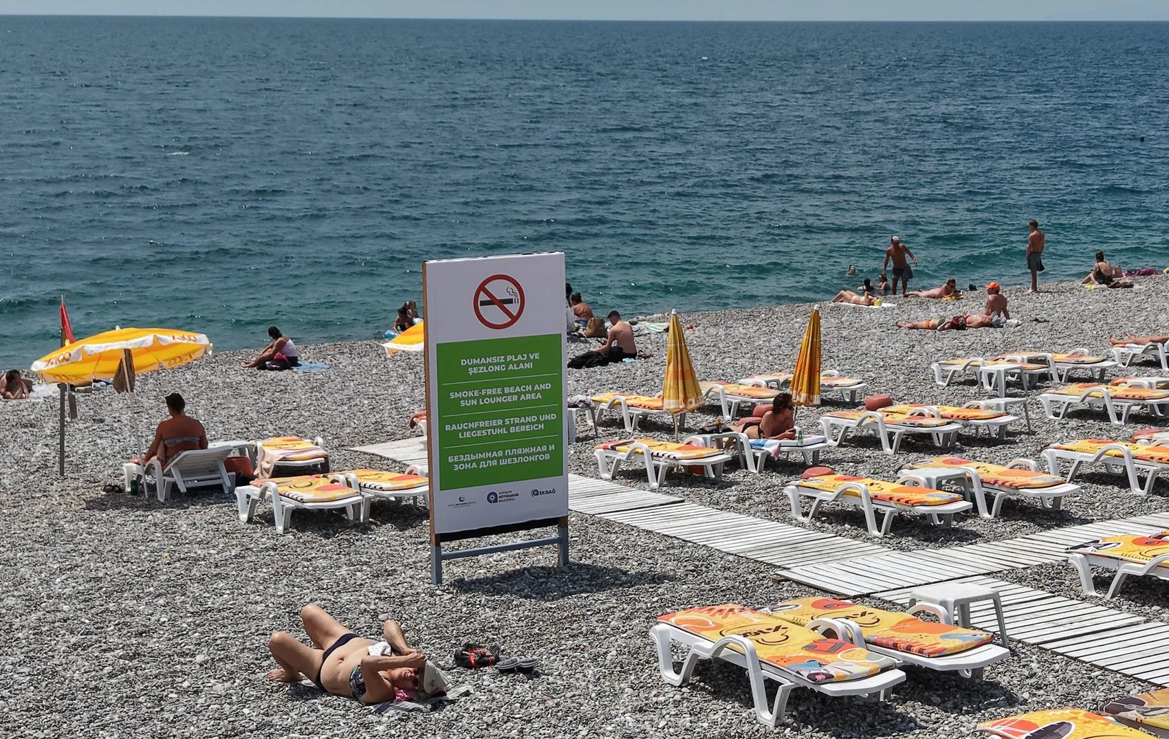 Antalya sahillerinde sigara içmek artık yasak
