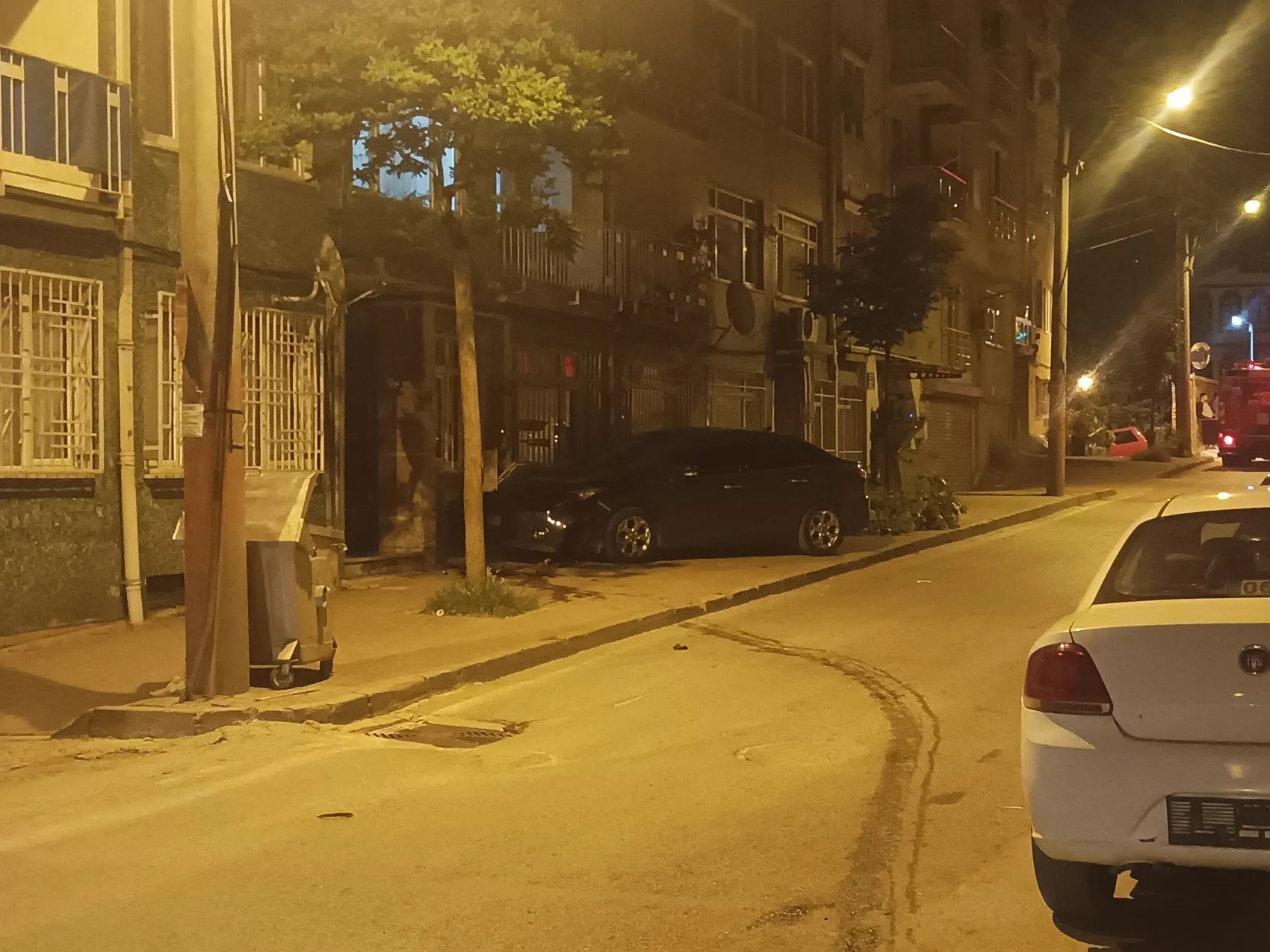 Bursa'da alkollü sürücü dehşeti mahalleyi sokağa döktü