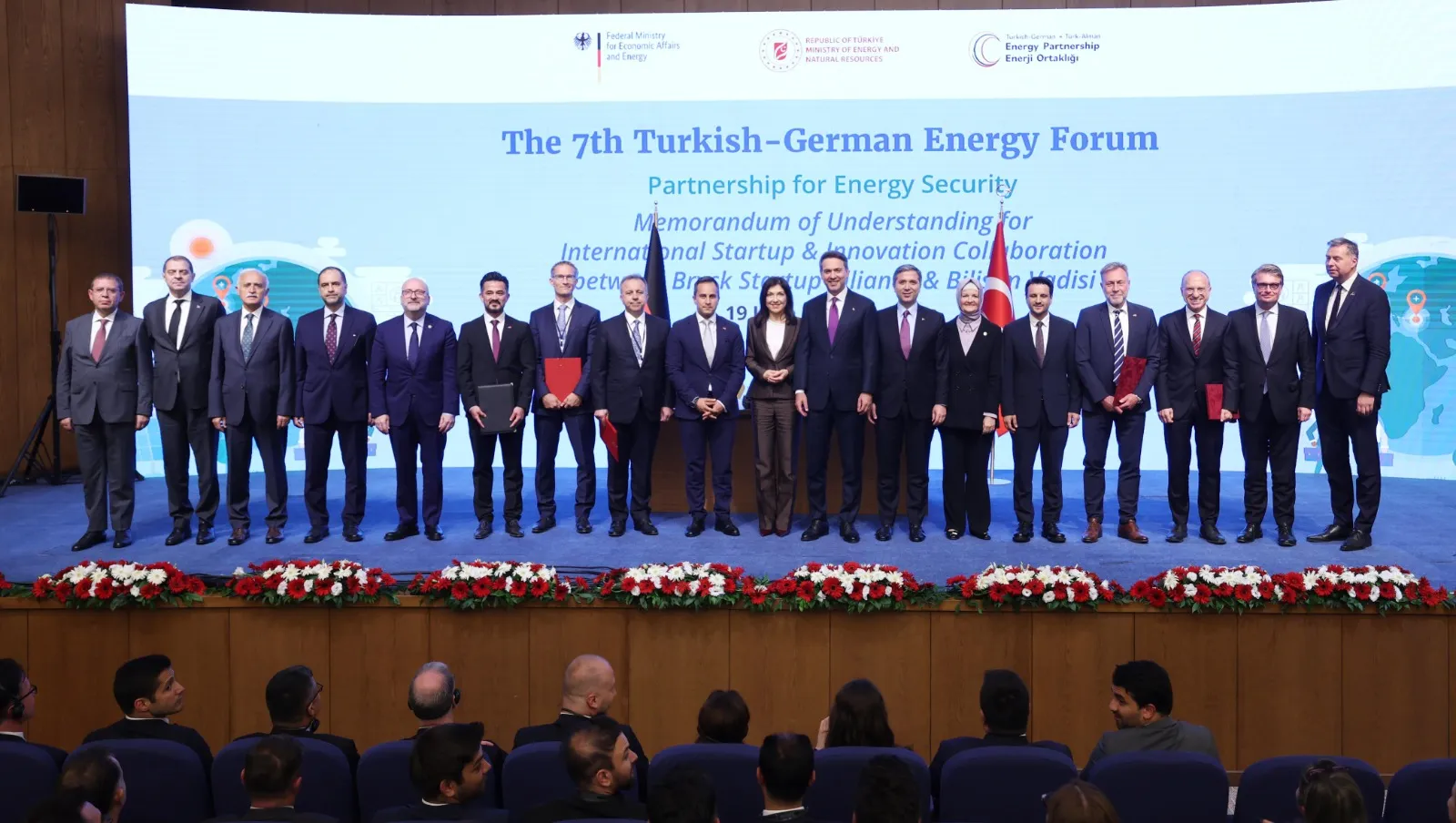 Türkiye enerjide güneşe dönüyor