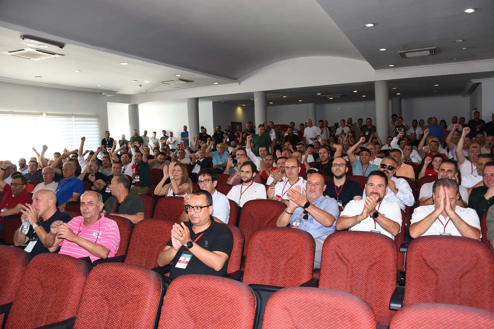 Karşıyaka Spor Kulübü’nde Yiğit Tusder dönemi başladı