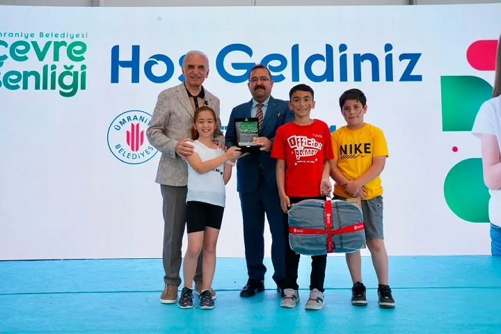 Ümraniye’de çocuklar geri dönüşümü oyunla öğrendi