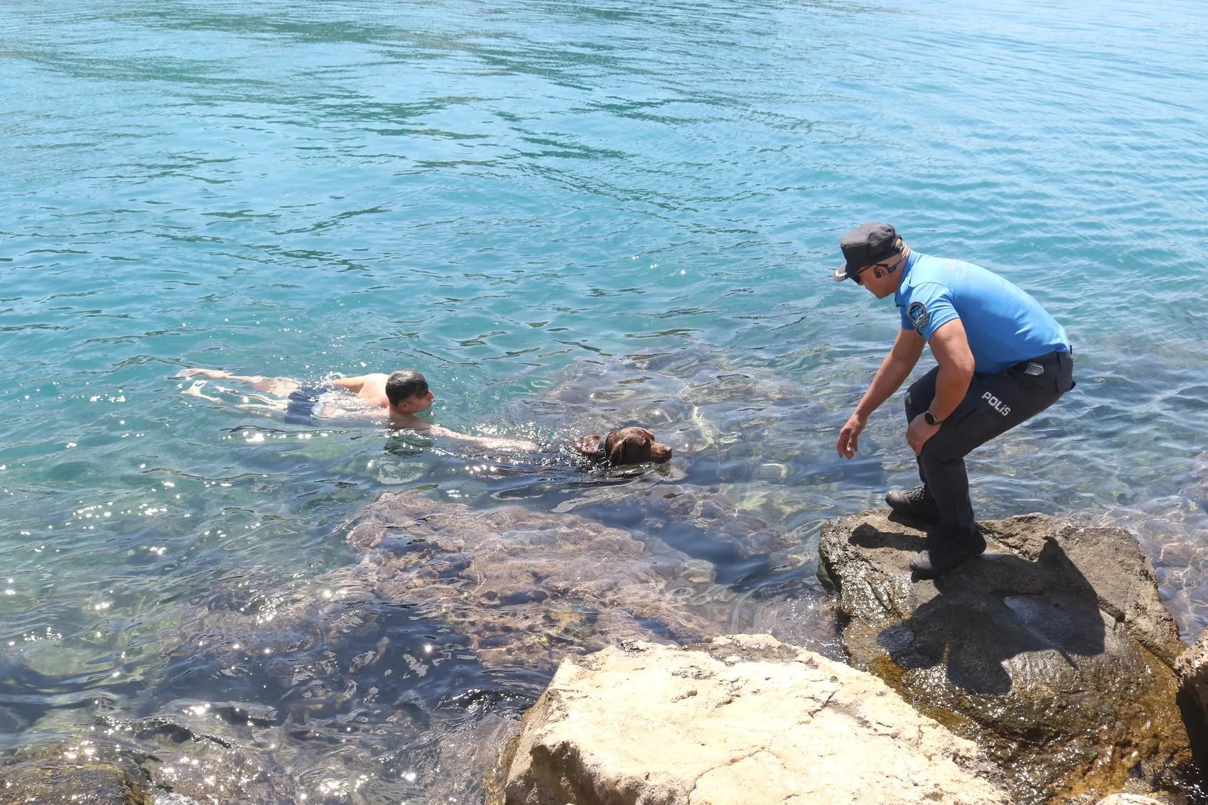 Antalya deniz polisine can dostu destek