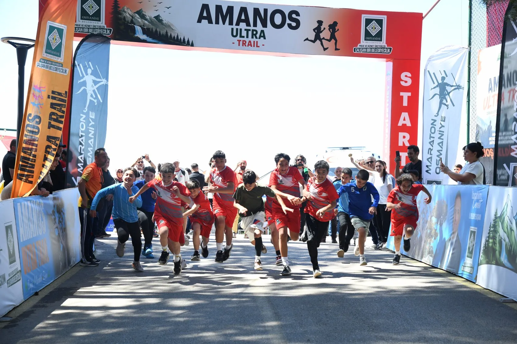 Amanos Dağları bin yüz sporcuyla doğa sporlarına ev sahipliği yaptı