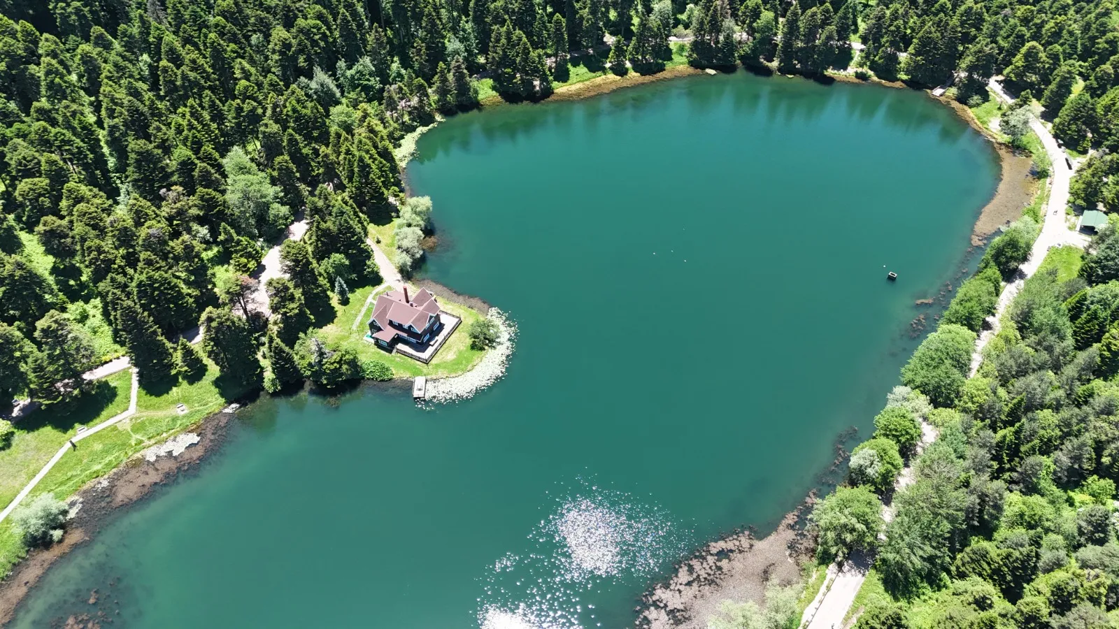Bolu Gölcük Tabiat Parkı havadan görüntülendi