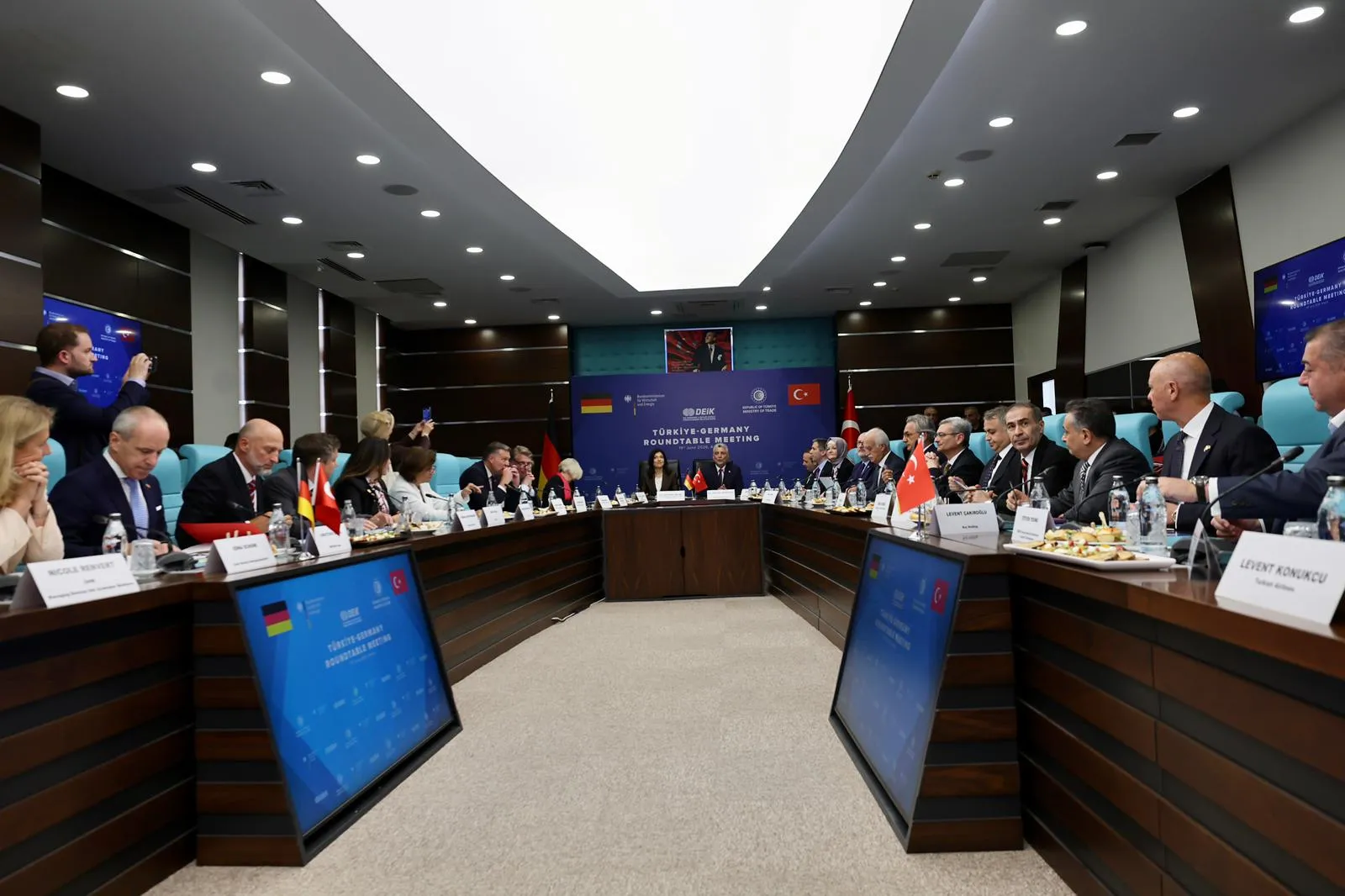 Türkiye ve Almanya ticaret hacmini büyütmek için anlaştı