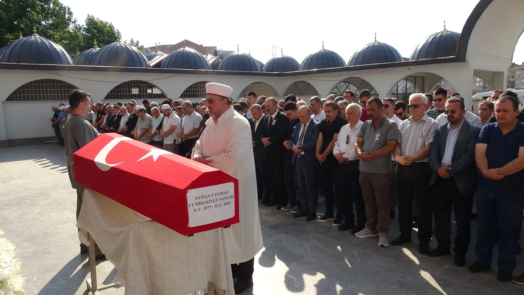 Savcı Ayhan Uyumaz son yolculuğuna uğurlandı