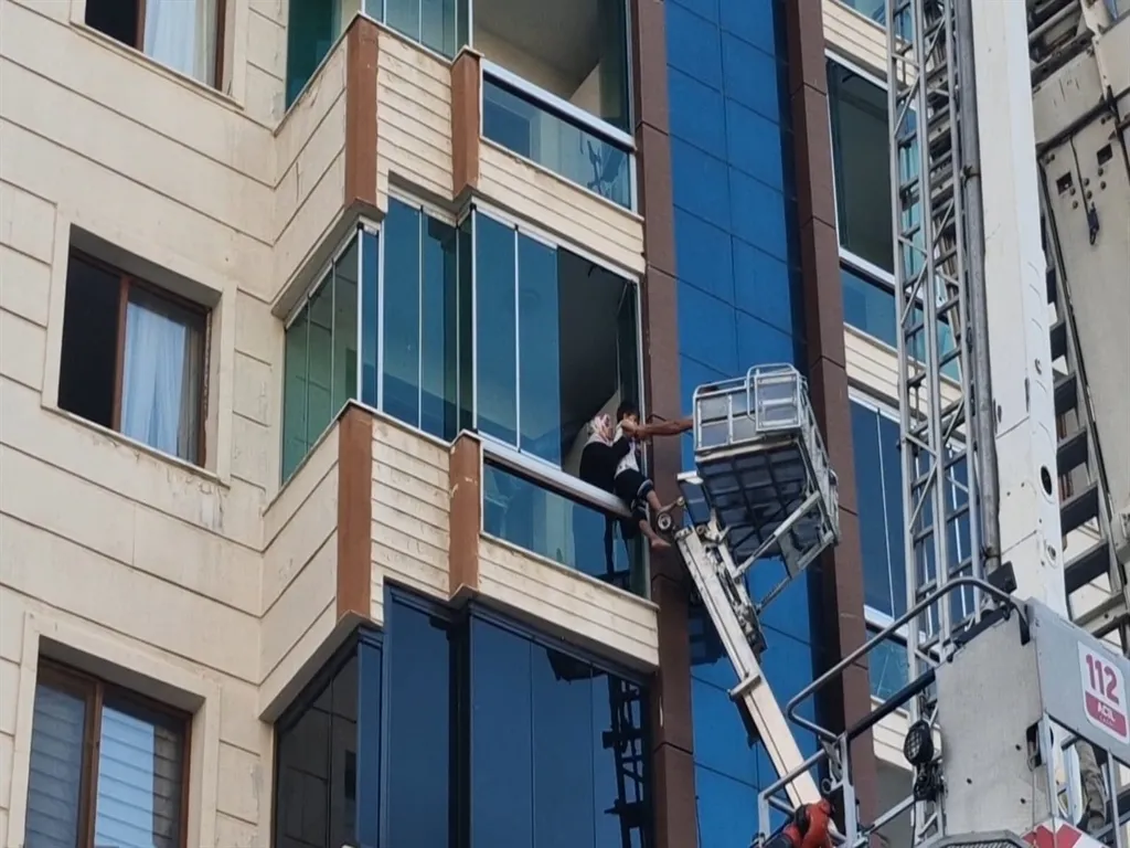 Diyarbakır'daki apartman yangını davasında mahkemeden kritik karar