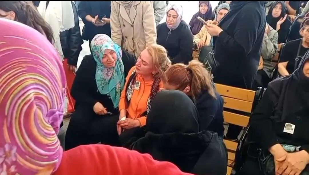 Ankara'da 16 yaşındaki lise öğrencisi son yolculuğuna uğurlandı