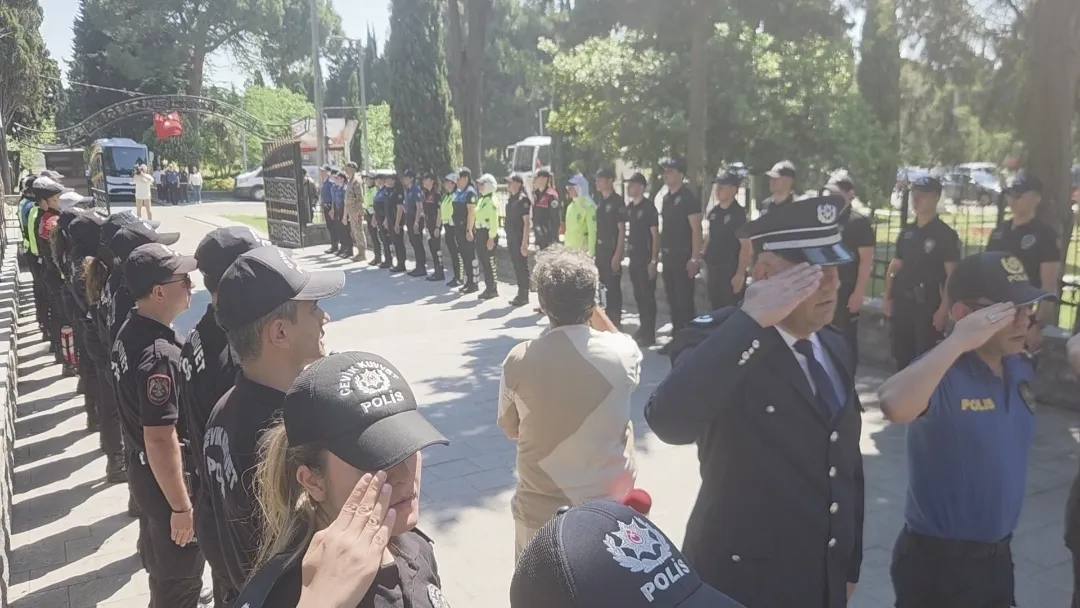 Vezneciler saldırısında şehit düşen polisler dualarla anıldı