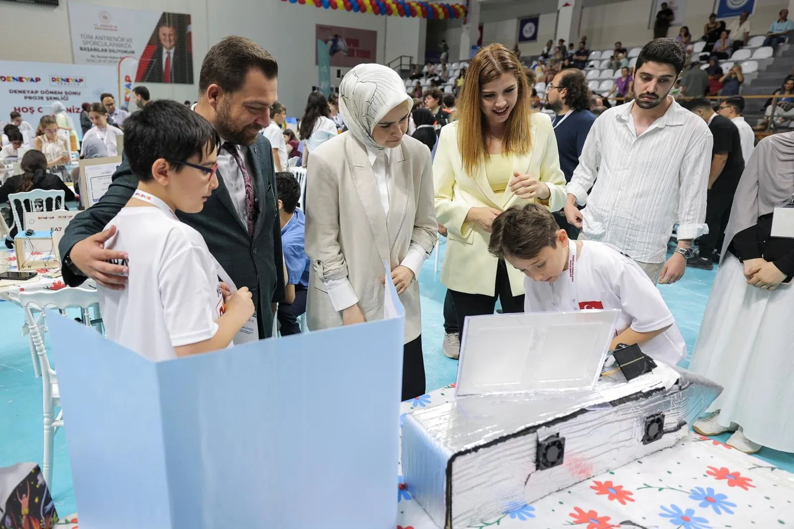 Genç beyinler uzayda yaşamı tasarladı