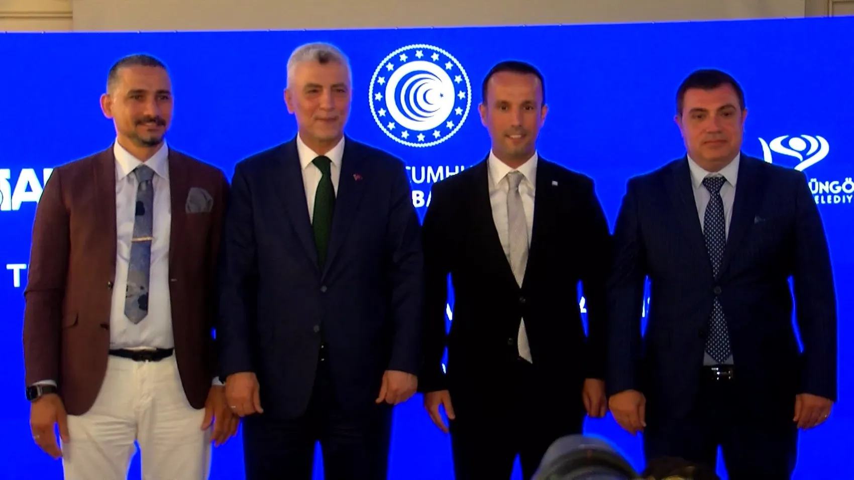 Bakan Bolat tekstil sektörüne desteklerin süreceğini açıkladı