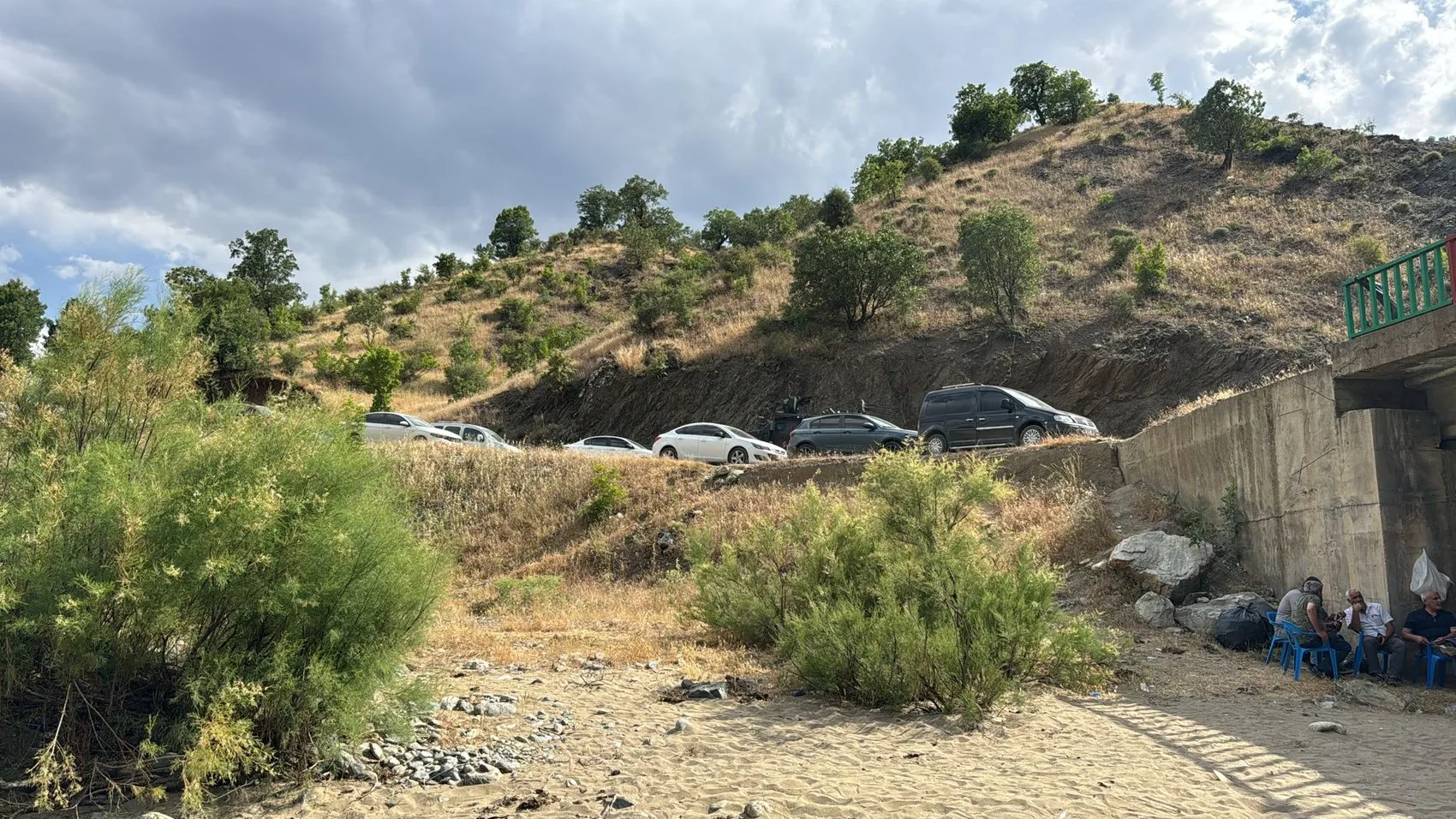 Bingöl'de çayda kaybolan Vedat Karabulut için arama çalışmaları sürüyor