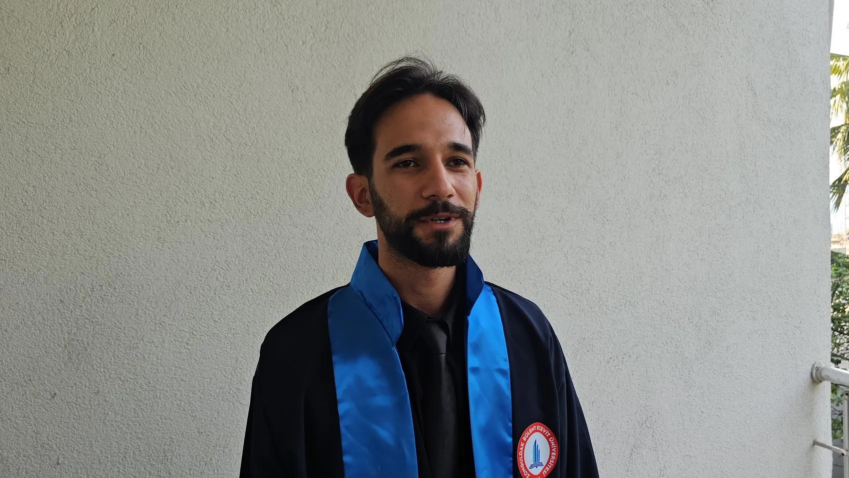 Zonguldak’ta sıra dışı mezuniyet Diplomasını almadan sahneye çıktı
