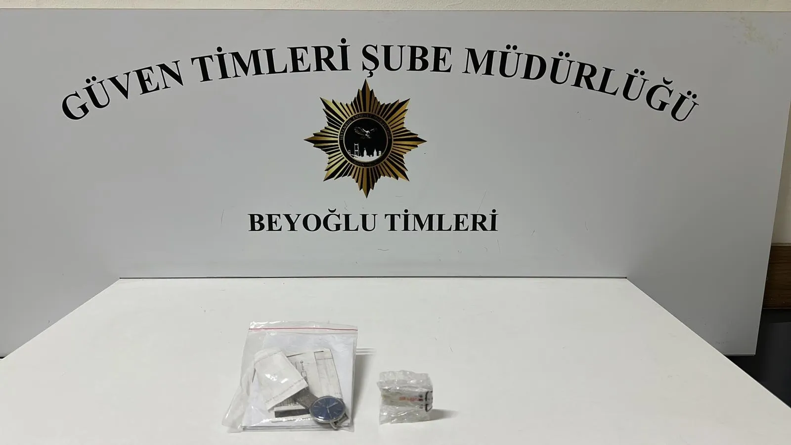 Beyoğlu sokaklarında kargo hırsızlığına polis engeli