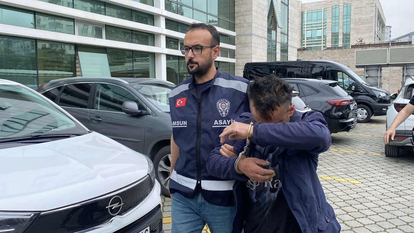 Samsun'da inşaatlara dadanan kablo hırsızı yakalandı
