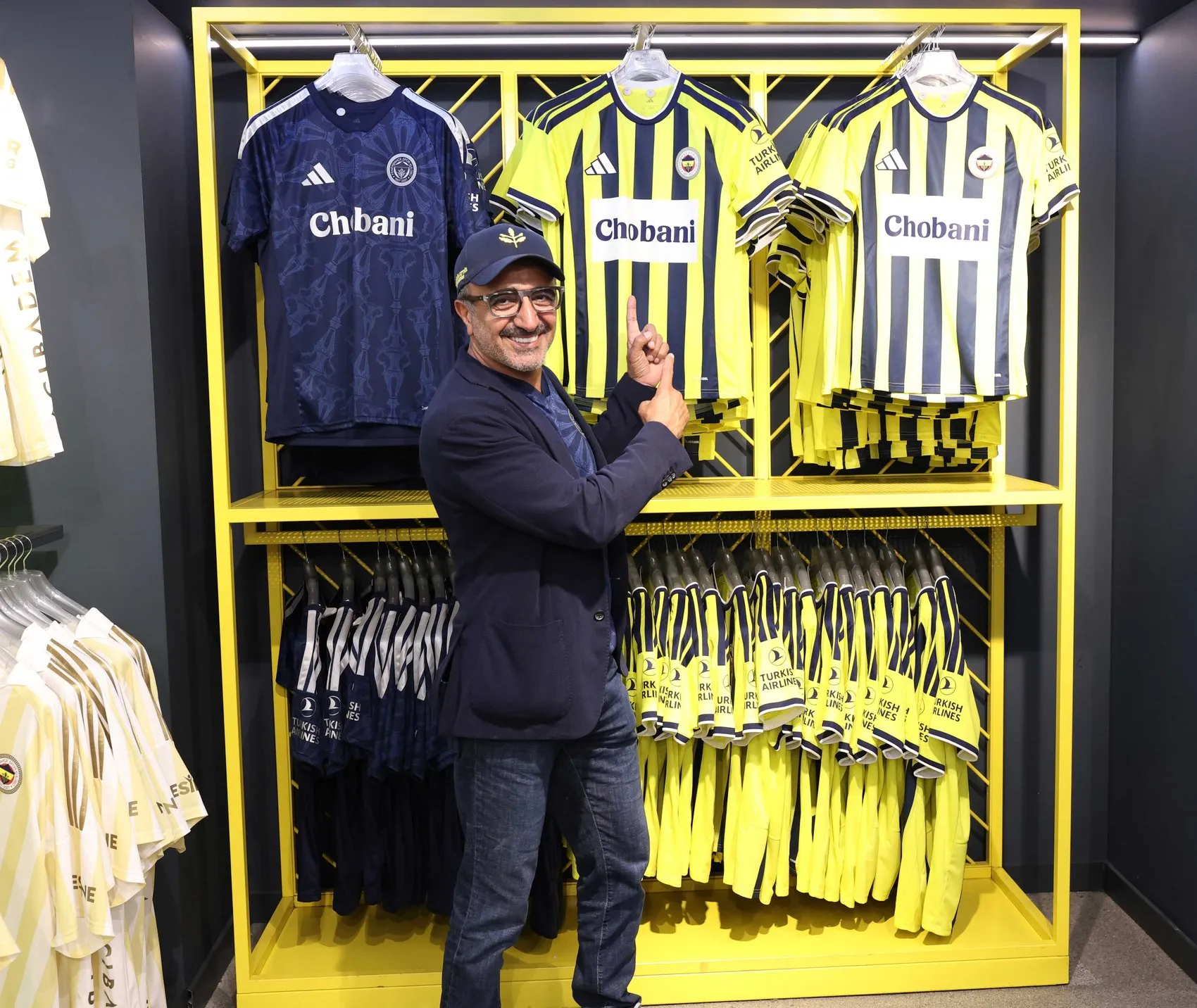 Fenerbahçe’nin dev sponsorundan Aziz Yıldırım’a özel ziyaret