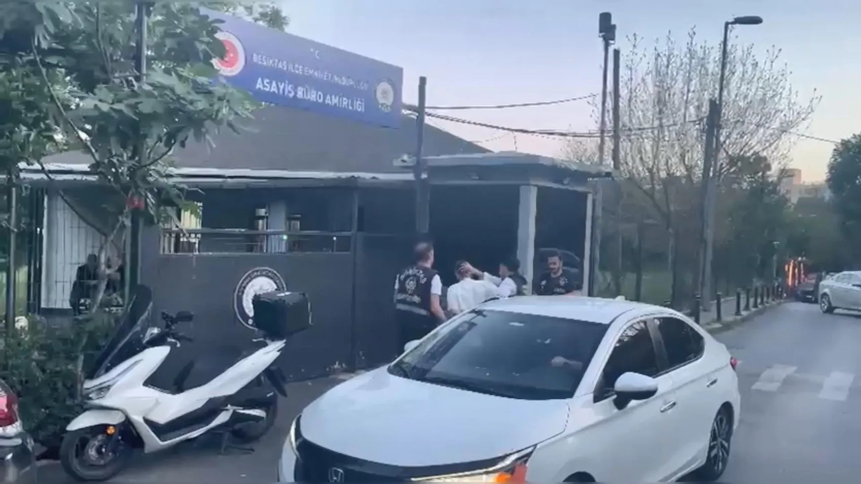 Etiler’deki restoranda tanışma uygulaması tuzağı