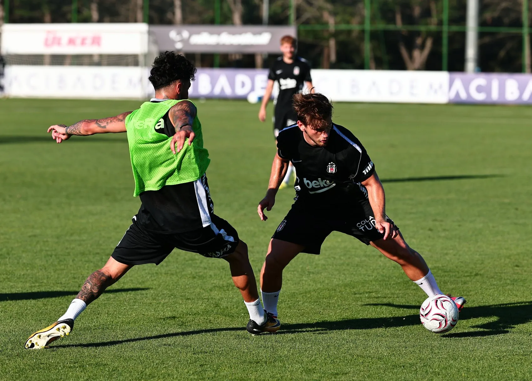 Beşiktaş yeni sezon hazırlıklarında vites yükseltti