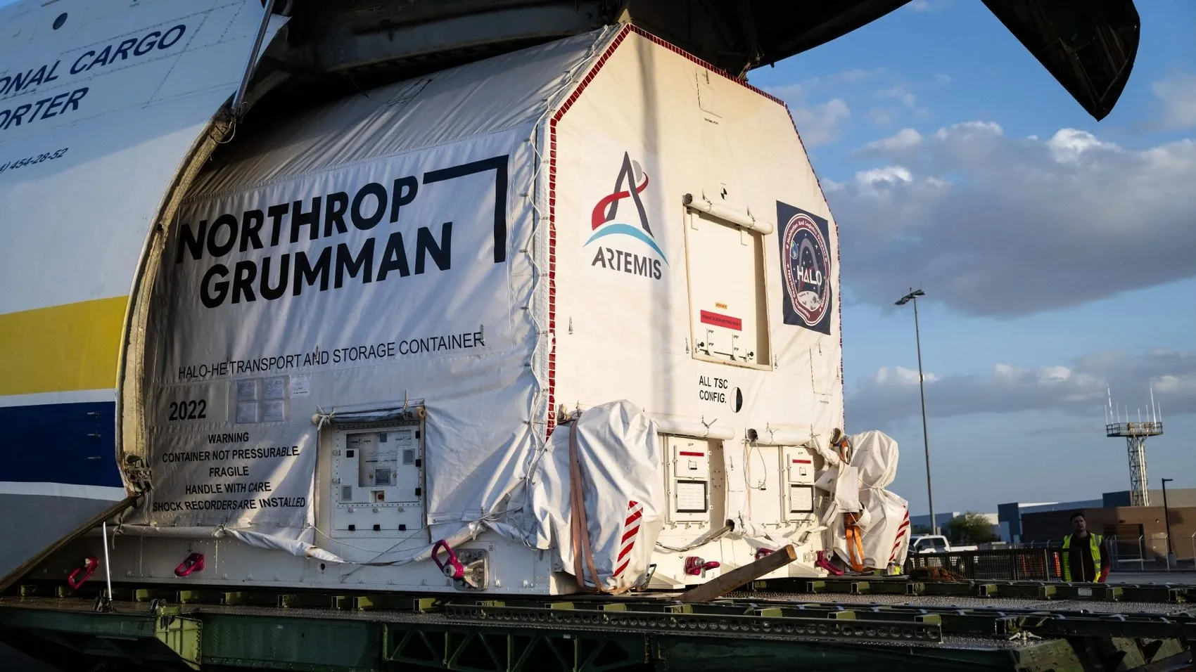 NASA, Ay görevi için geliştirdiği adaptörü 13 yılda tamamlayamadı