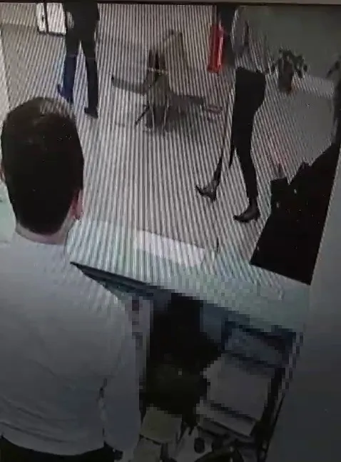 Bolu’da banka veznesinde beklenmedik ziyaretçi