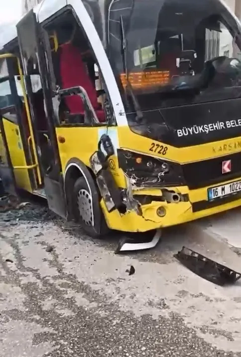 Bursa'da akşam saatlerinde trafik kazası 5 yaralı var