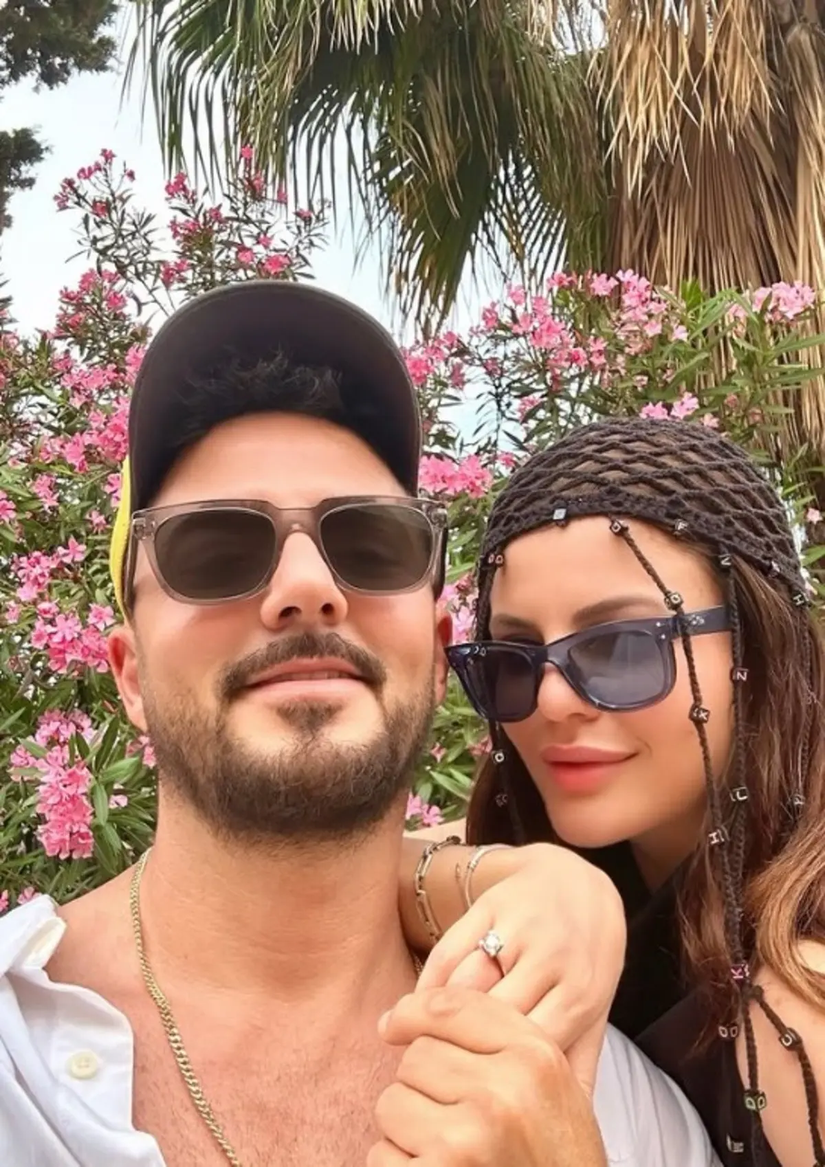 Gökhan Özen evleniyor! Sessiz sedasız nişanlandı 1