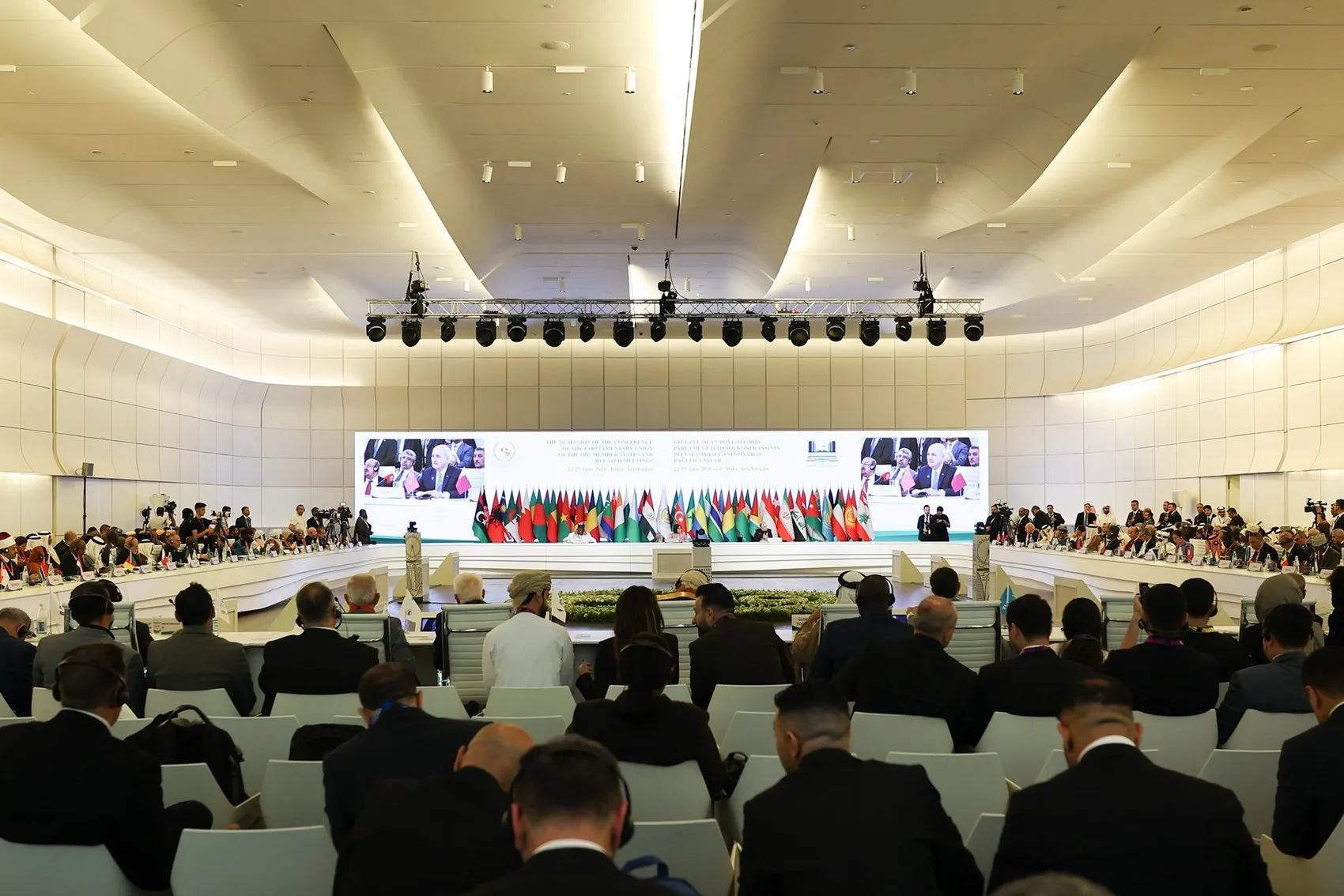 Kurtulmuş İslam dünyasına yeni düzen çağrısı yaptı