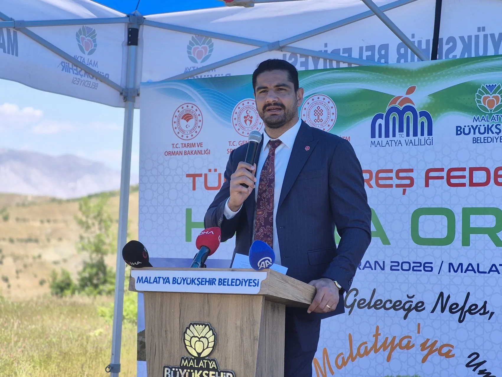 Güreşçiler Malatya’da yeşil bir iz bırakıyor