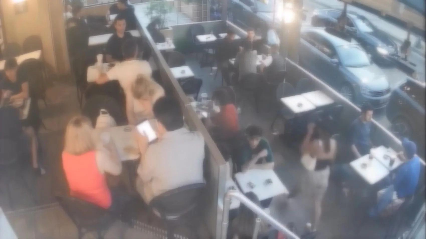 Etiler’deki restoranda tanışma uygulaması tuzağı