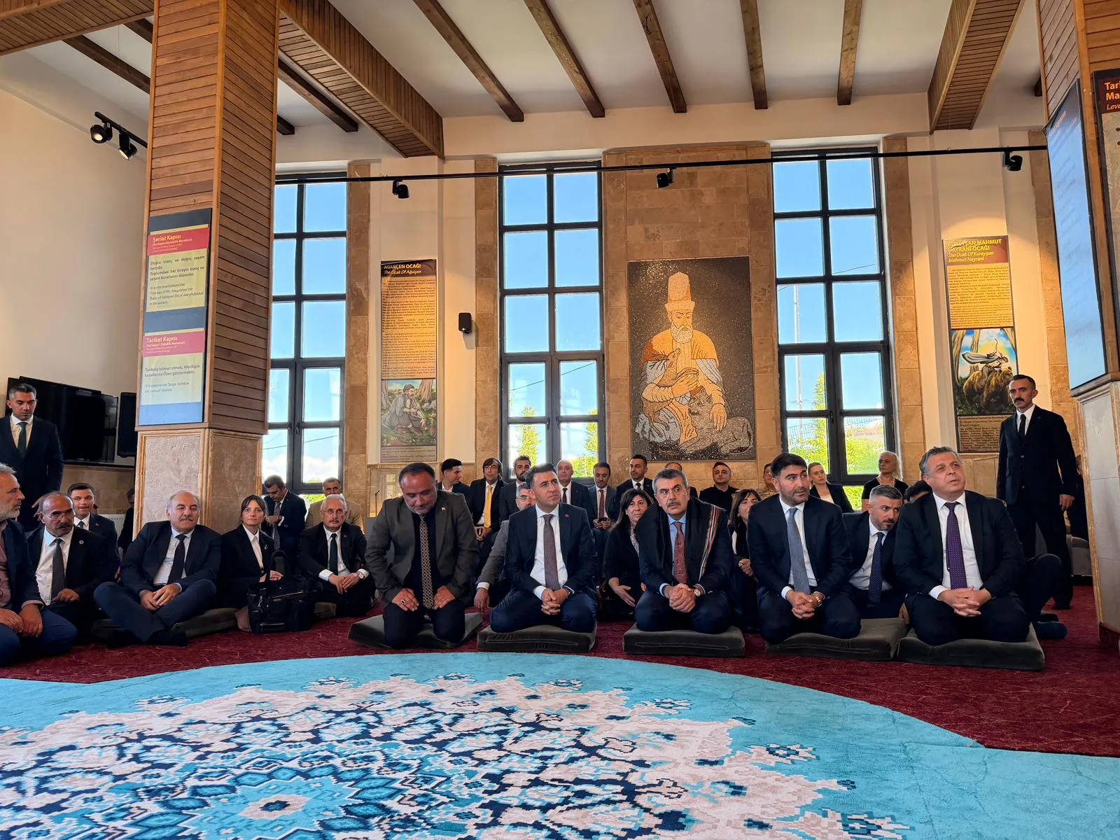 Bakan Tekin Tunceli’de Alevi eğitimi için hazırlanan 12 yeni modülü duyurdu