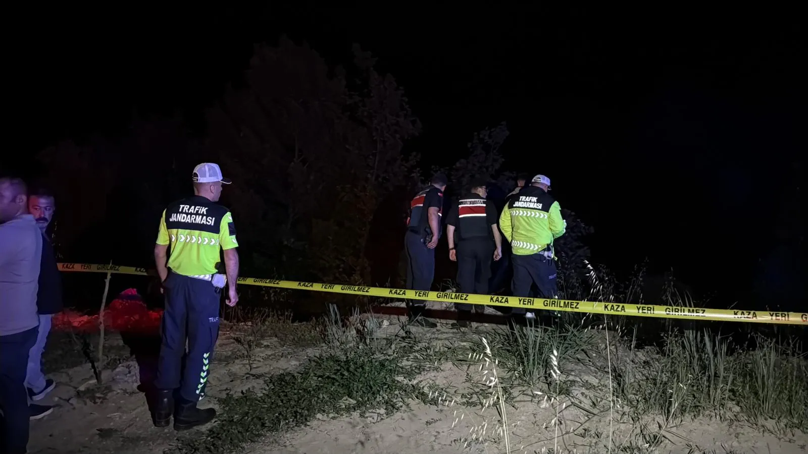 Karabük'te Filyos Çayı'na düşen siyasetçi için arama çalışması sürüyor