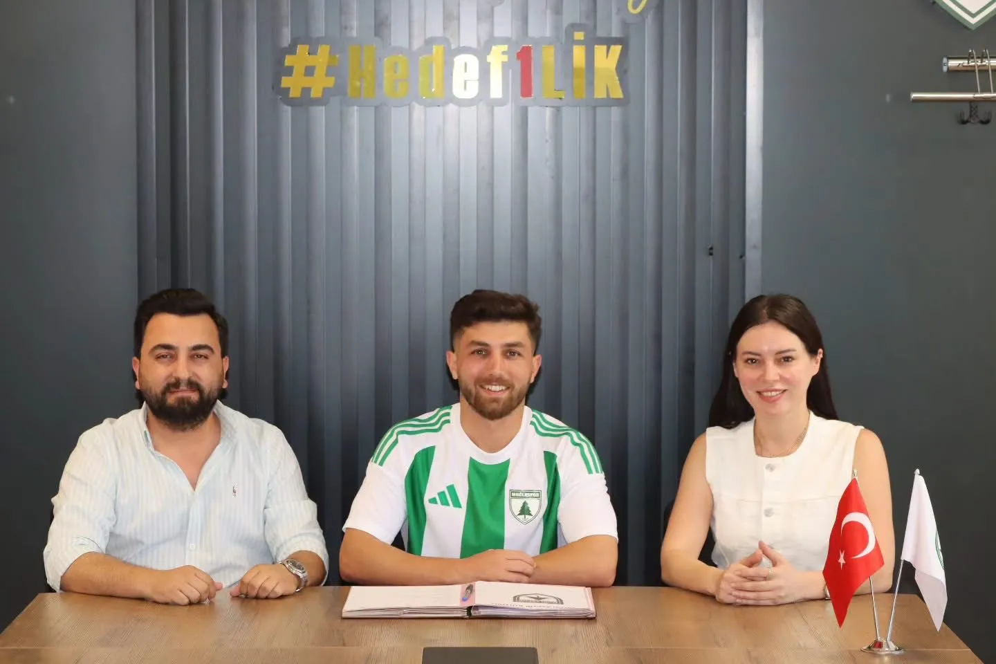 Muğlaspor orta sahayı Selim Dilli ile güçlendirdi