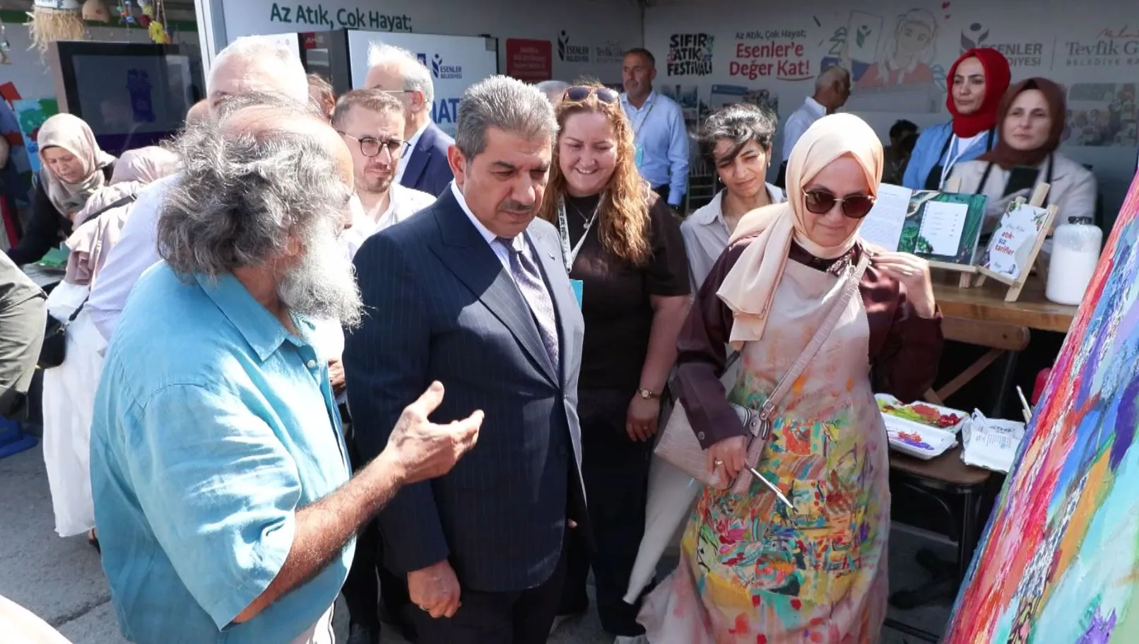 Çöp sandıklarınız aslında birer servet Esenler’in sıfır atık dönüşümü