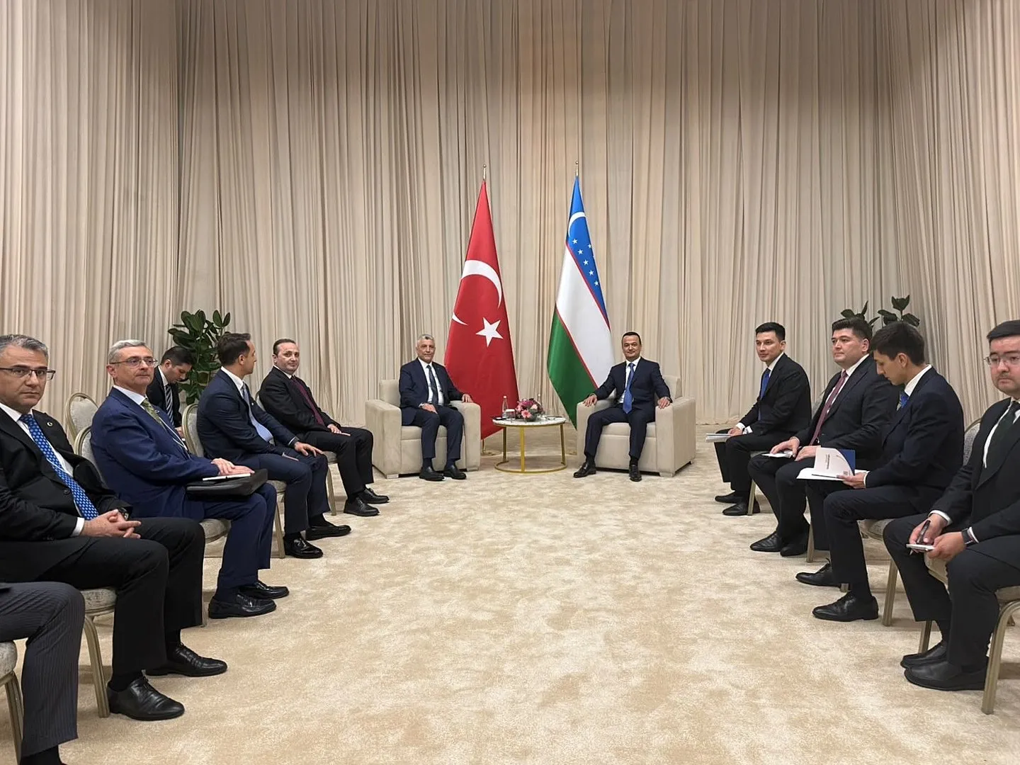 Türkiye ve Özbekistan ticaret hedefini iki katına çıkarıyor