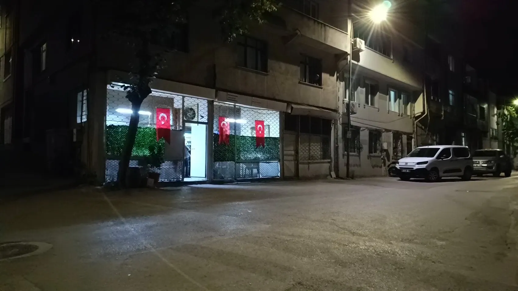 Bursa Yıldırım’da kahvehane kavgası kanlı bitti