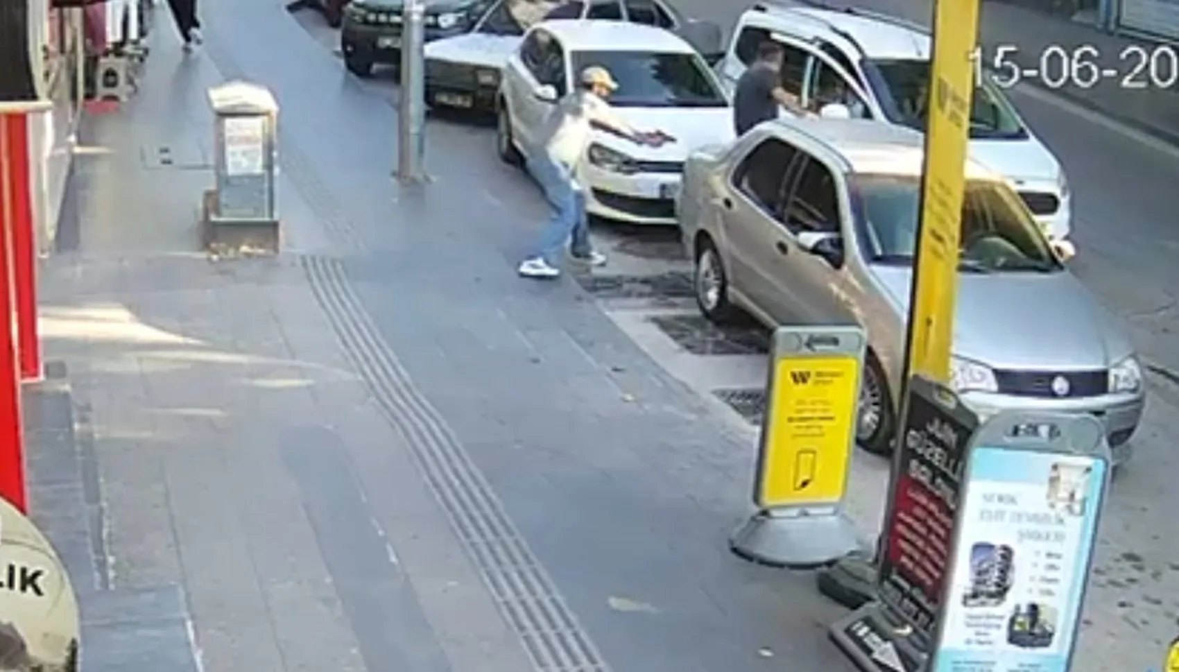 Antalya Serik’te sokak ortasında dehşet anları