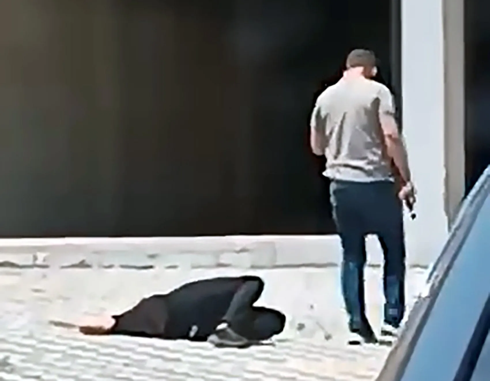 Adana'da uyuşturucu kavgası Emekli polis oğlunu vurdu