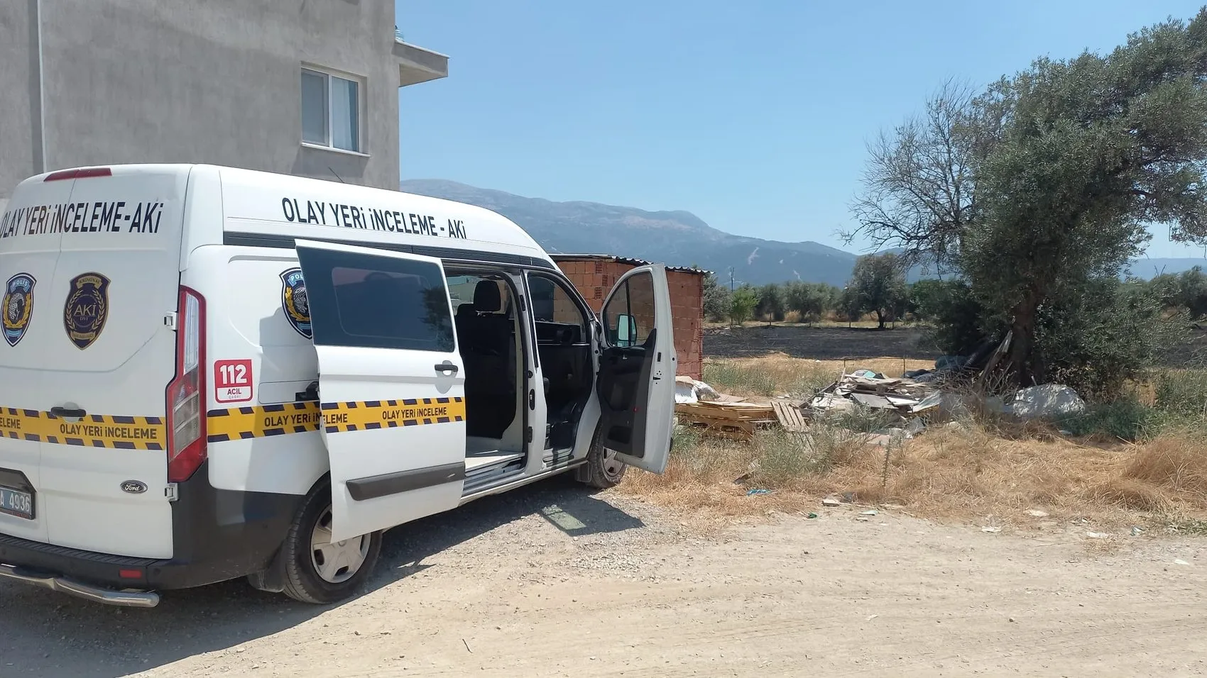 Manisa’da ot yangını kavgası Komşular birbirine girdi
